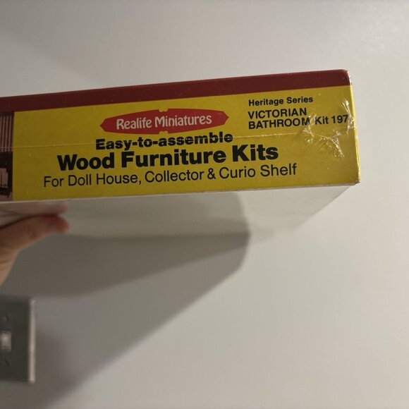 Realife Miniatures Heritage Series Victorian Dining Room Wood Furniture Kit #201 - Picture 14 of 16